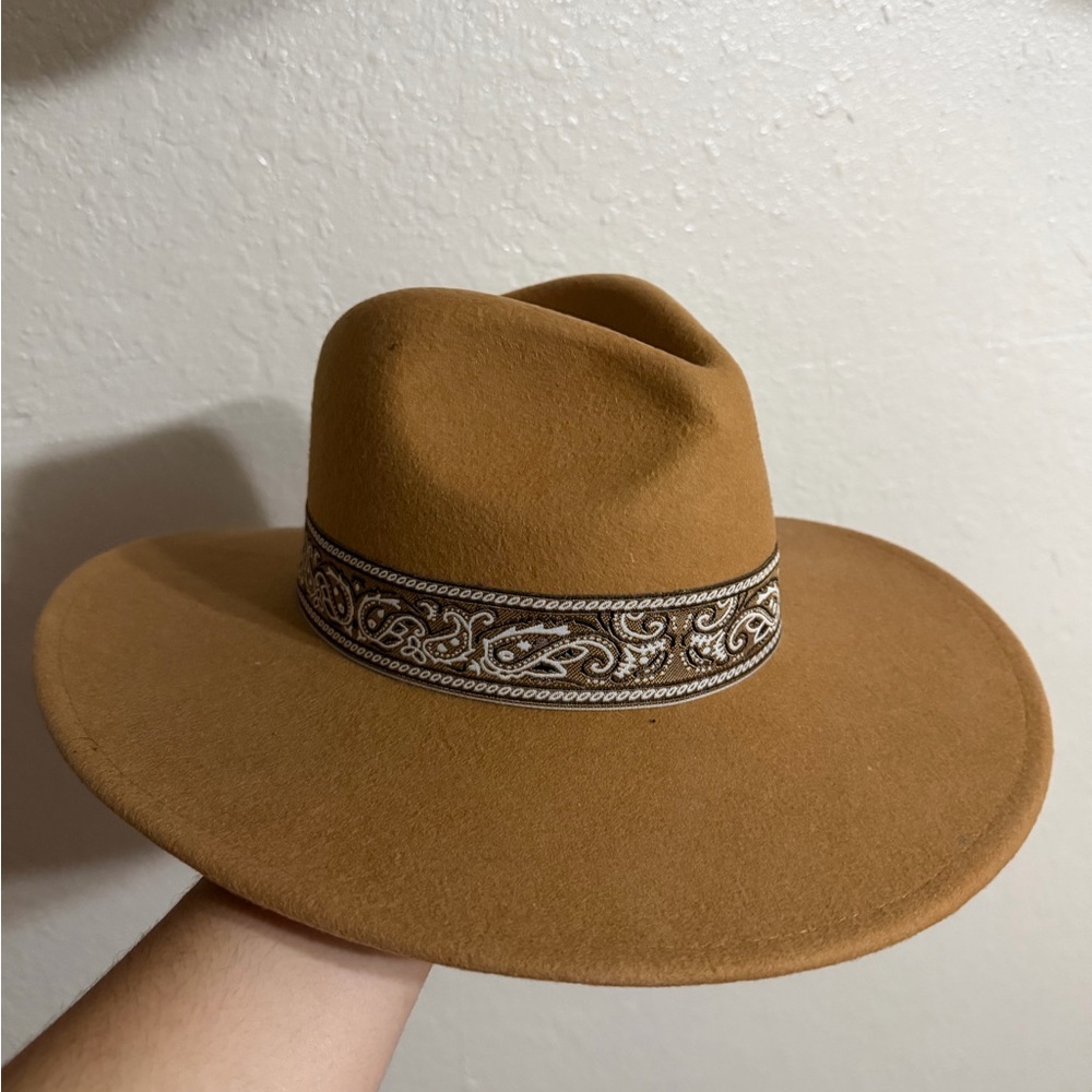 Stylish Tan Western Hat with Patterned Band